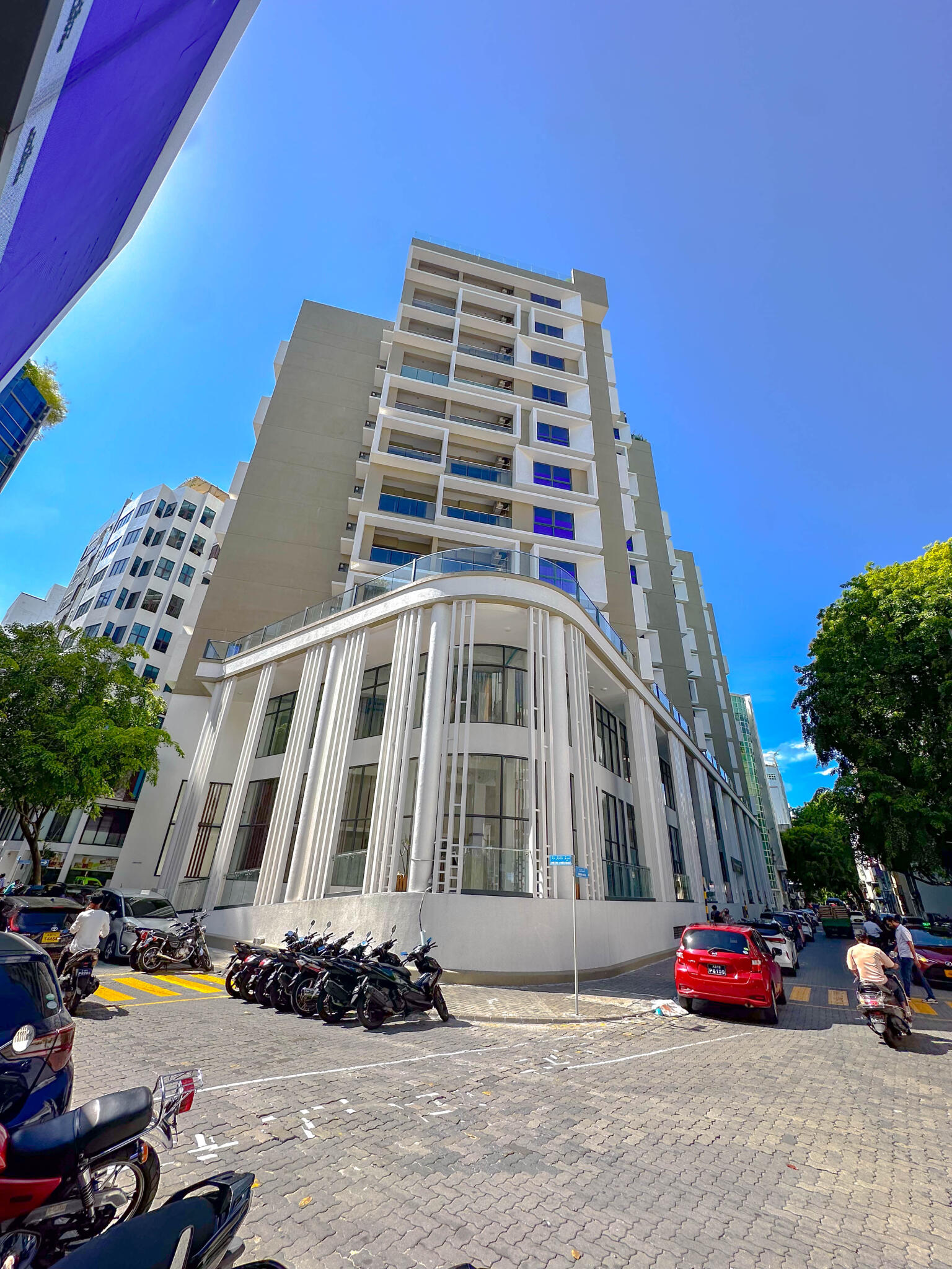 LUXERA Nadhee — Maldives
