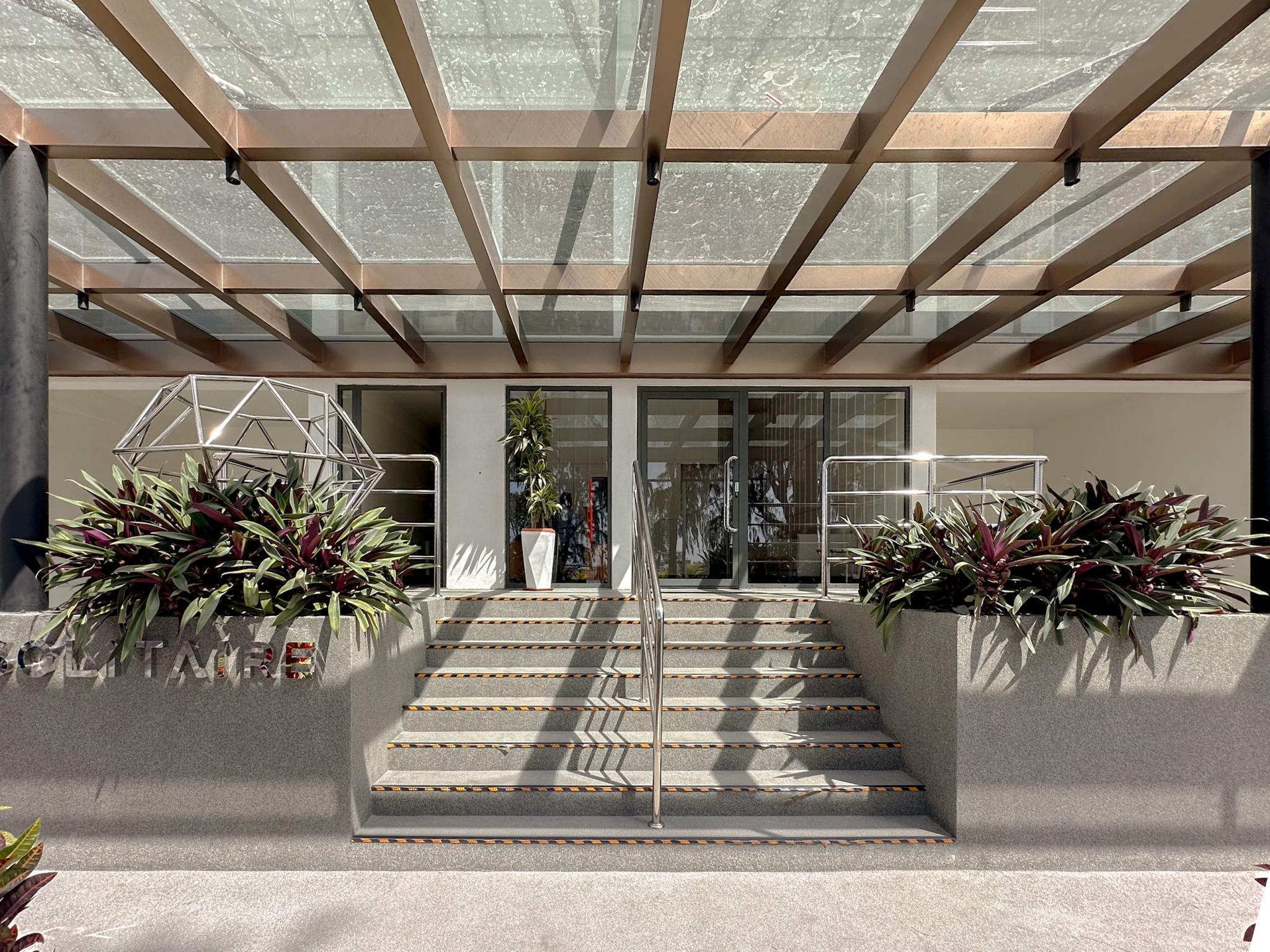 Solitaire Luxury Residences — Solitaire