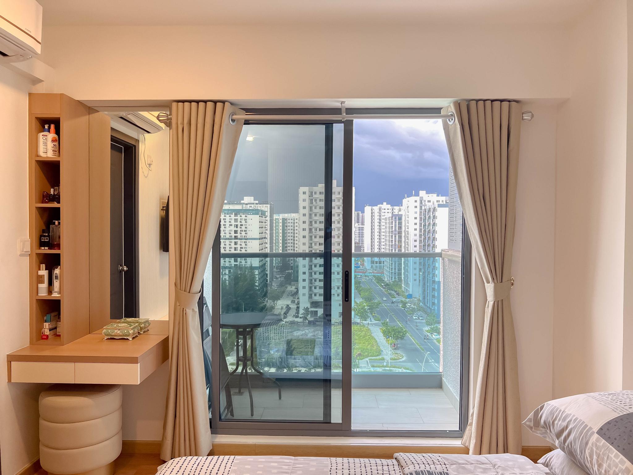 Dining — 3-bedroom Blue Heaven Channel View 2+1 BR Fully Furnished Custom Designed Apartment, The Blu Haven Residencies