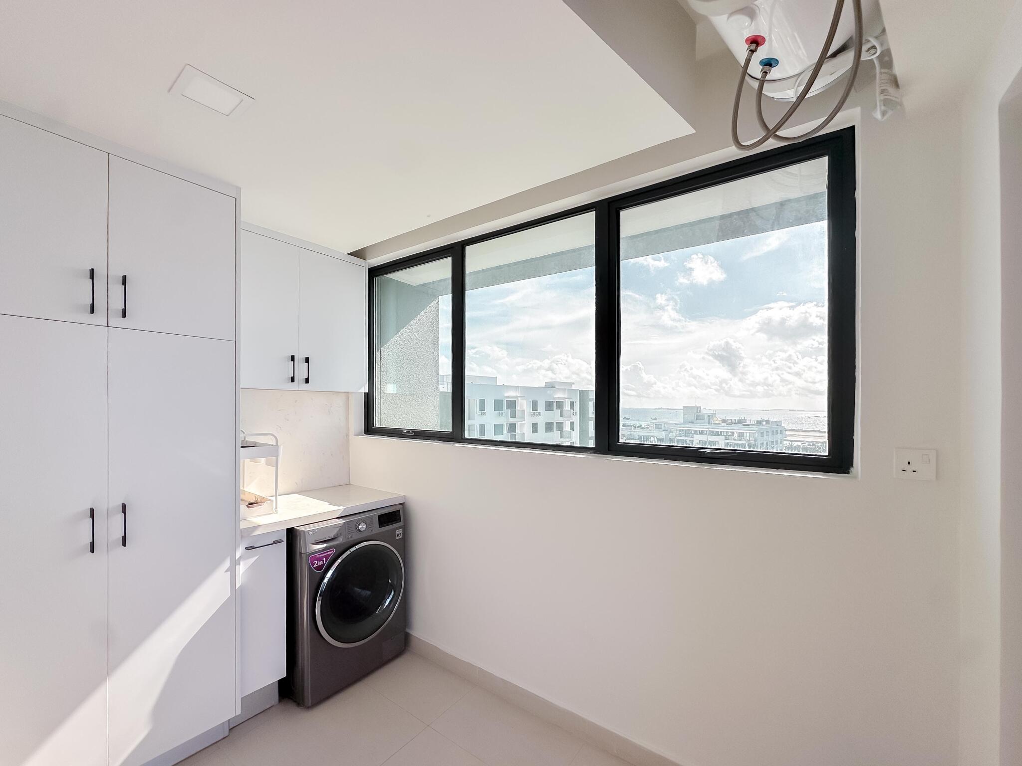 3-bedroom FW Residence 12th Floor Corner Luxury Unit — Reethigas Magu