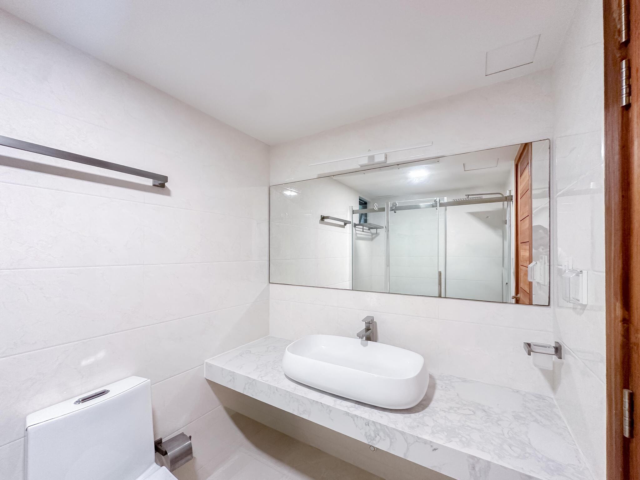 3-bedroom FW Residence 12th Floor Corner Luxury Unit — Reethigas Magu