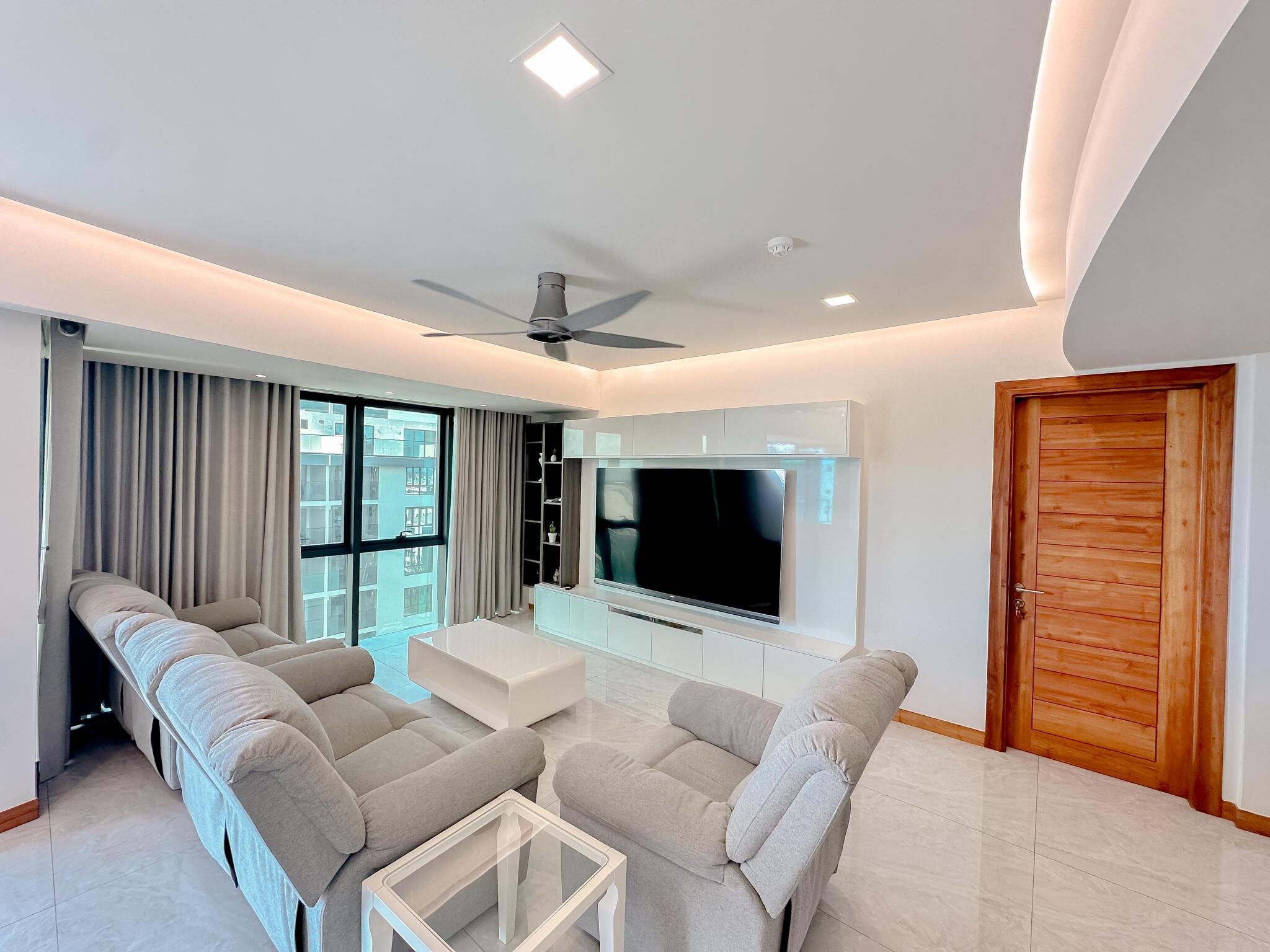 Kitchen — 3-bedroom FW Residence 12th Floor Corner Luxury Unit, Reethigas Magu