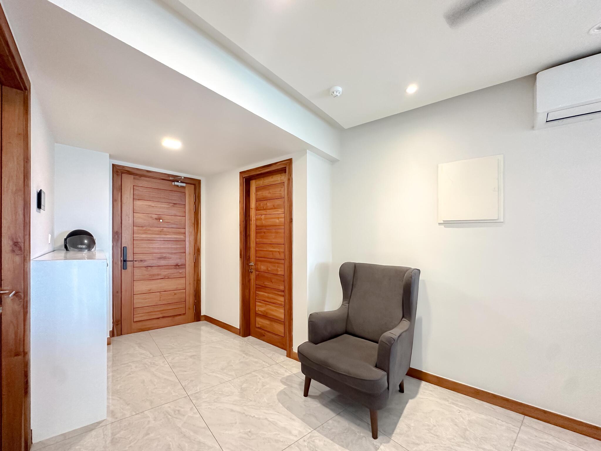 3-bedroom FW Residence 12th Floor Corner Luxury Unit — Reethigas Magu