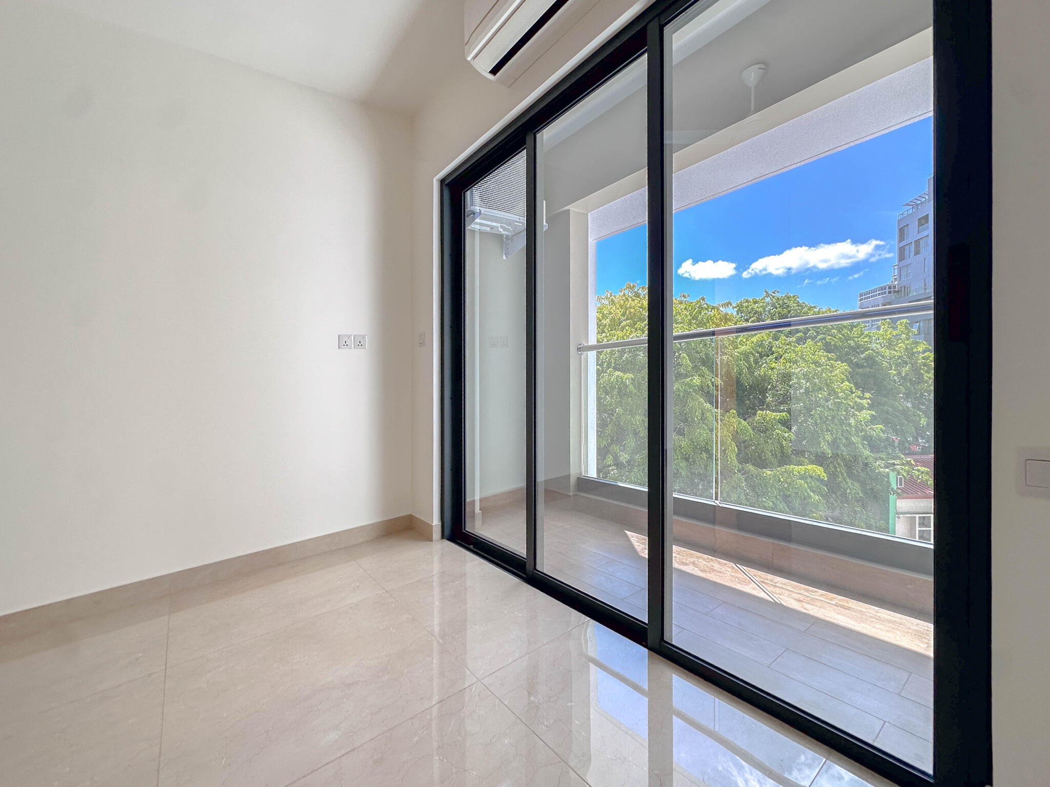 Premium 3+1 Bedroom Luxury Apartment in New TATA Building, Sosun Magu